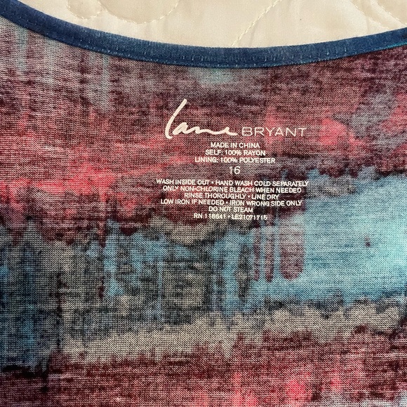 Lane Bryant Top‼️❤️💕💕❤️ - Picture 2 of 8